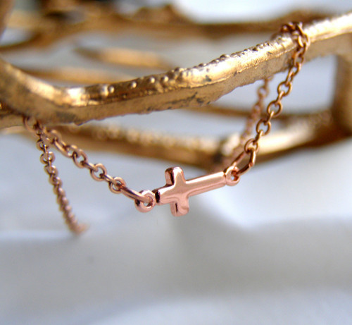 KŘÍŽEK MINI 1cm*ROSE GOLD*ocelový náramek