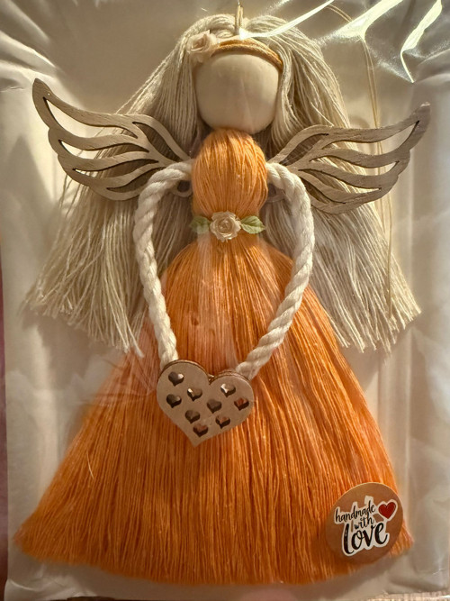 Macrame anděl žlutý