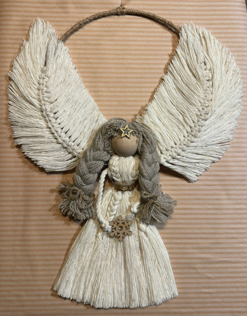 Macrame anděl krémový