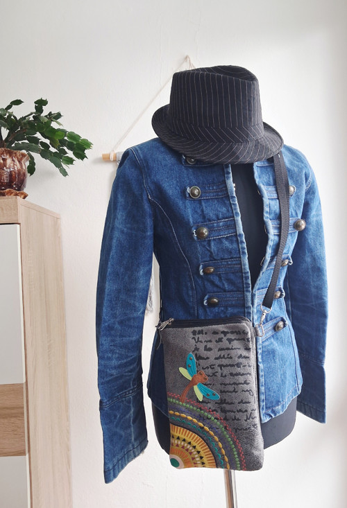 Malá crossbody mandalka — foto 1