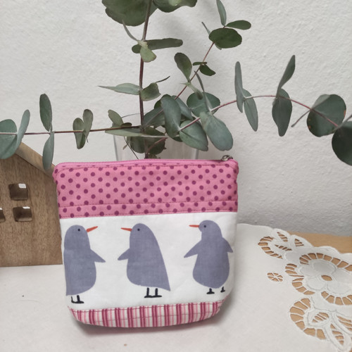 Taštička bílá růžová tučňáci patchwork