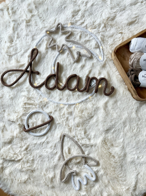 Dětská dekorace se jménem Adam