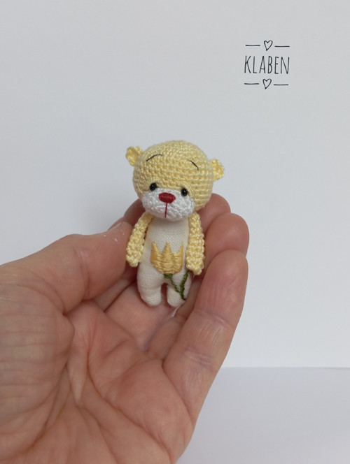 Žlutý tulipánek — foto 1