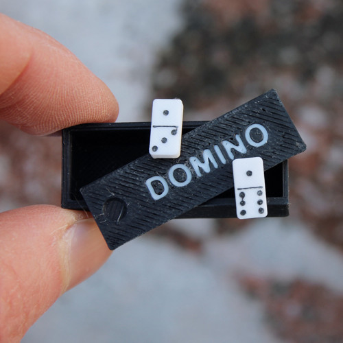 Domino (pecky)
