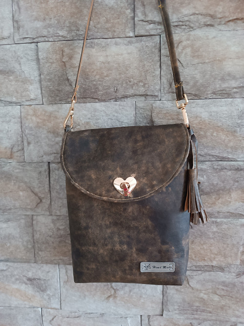 Kabelka crossbody kožená