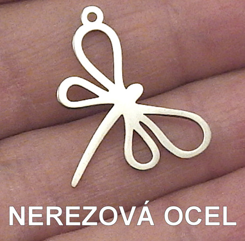 NEREZOVÁ OCEL - přívěsek letící vážka