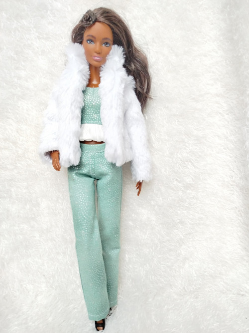 Kožíšek pro Barbie — foto 1