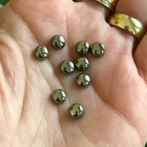 Pyrit kabošon kruh / 6mm