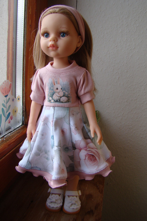 Paola Reina 32cm - šatičky a čelenka