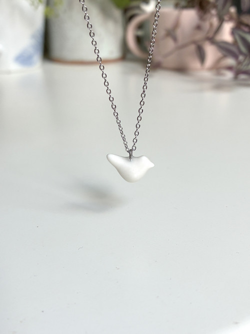 Přívěsek ptáček bílý porcelánový