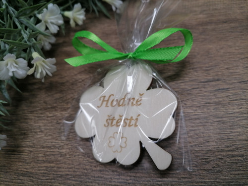 Magnetka hodně štěstí zabalena