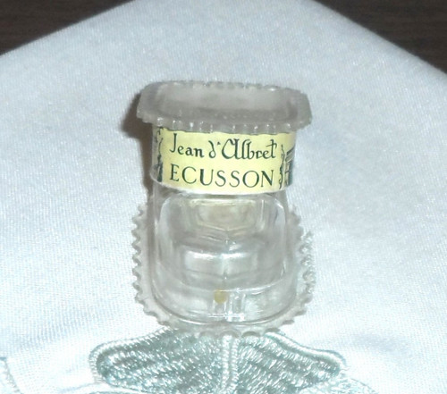 Flakón, krabička • ECUSSON, Jean d´Albret, Paříž