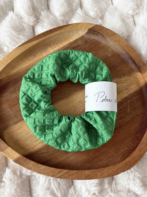 Gumička do vlasů Green