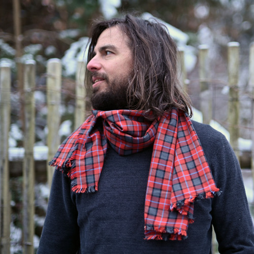 Šátek, šál obdélníkový.. Flanel, tartan do červena