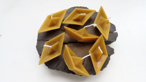 Plávajúce lodičky - origami :) včelí vosk