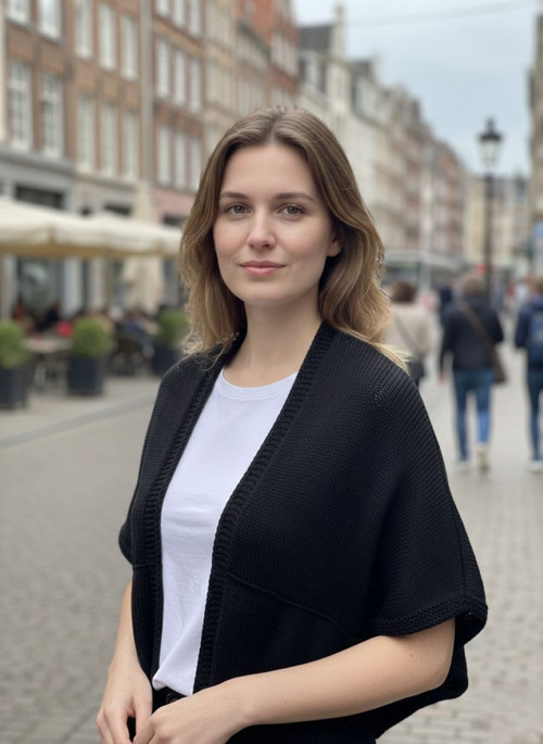 Černá pletená vesta — foto 1