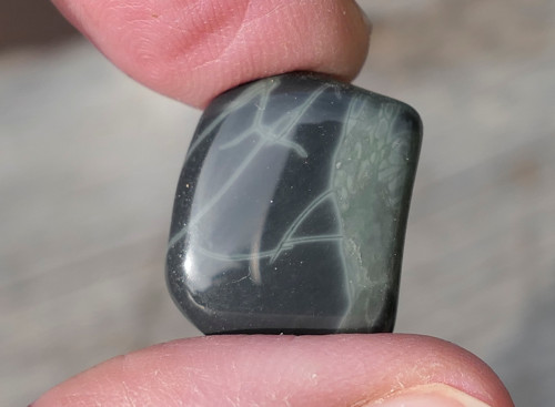 Obsidián pavoučí (19 mm) V2240