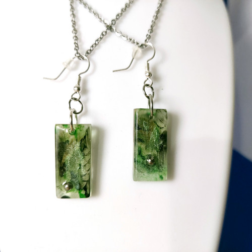 Green rectangle /26005/