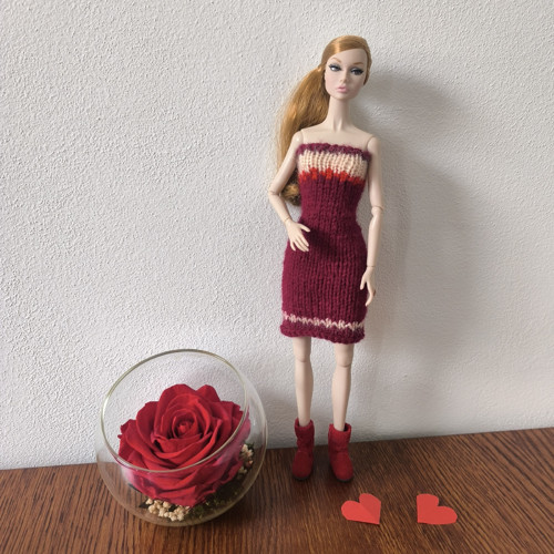 Pletené šaty pro Barbie nebo FR panenky IT
