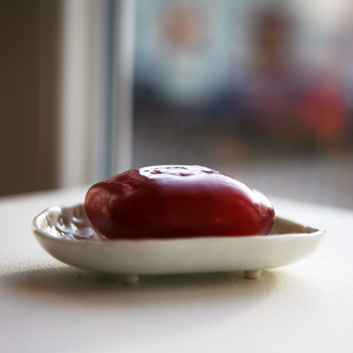 Mýdlenka LOVE porcelán — foto 1