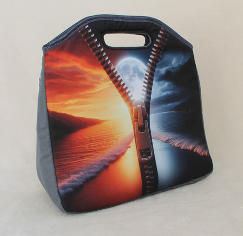 Termotaška s motivem měsíc v zipu 29x29x13