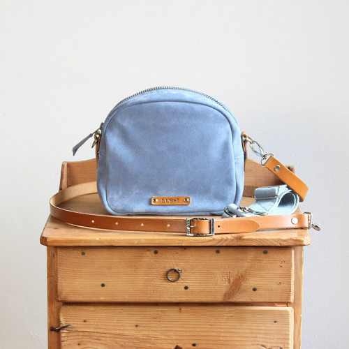 Kožená crossbody kabelka Cornflower