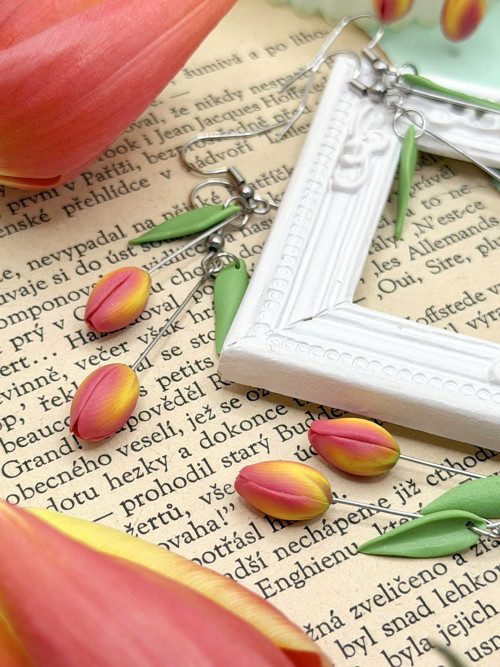 Náušnice tulipány visací