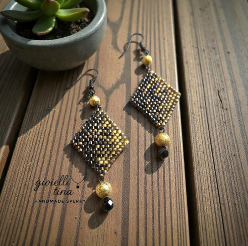 Náušnice Black and gold