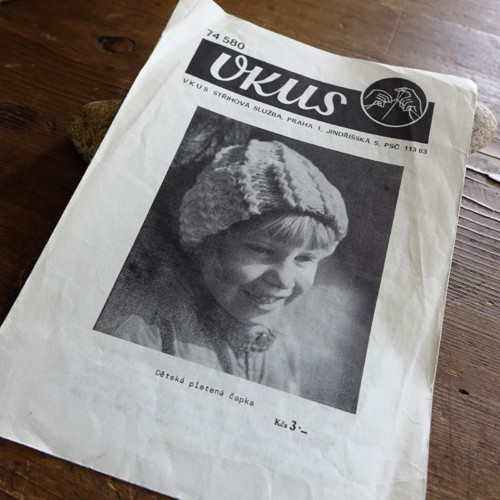 VKUS 74580 ... pletená dětská čapka — foto 1
