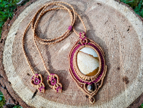 Macramé náhrdelník s obrázkovým jaspisem — foto 1