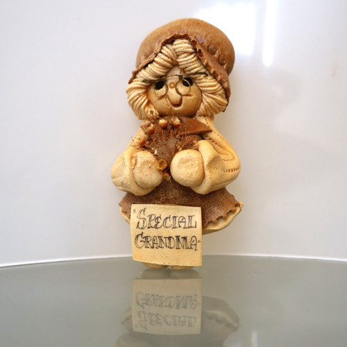 Special Grandina, babička na pověšení autorka Enid