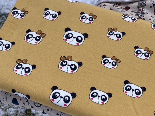 Úplet - panda