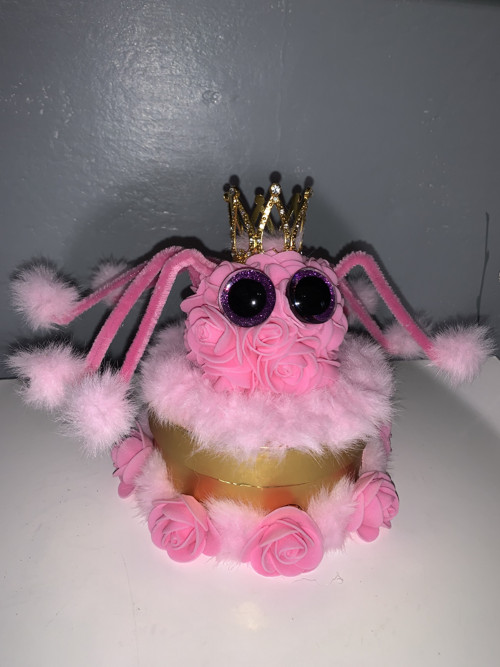 PAVOUČÍ KRÁLOVSTVÍ - princezna pavouček
