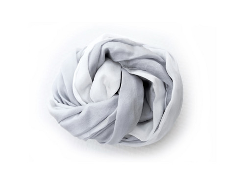 "silver grey&white" hedvábná šála, 150x40 cm