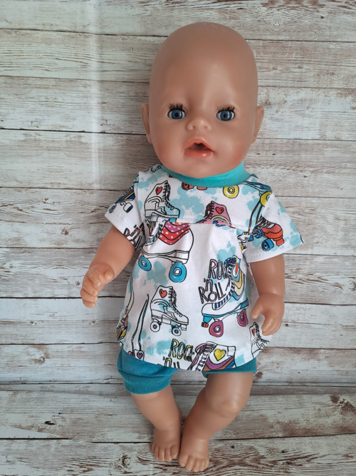 Baby Born 43 cm - "Hurá na brusle"