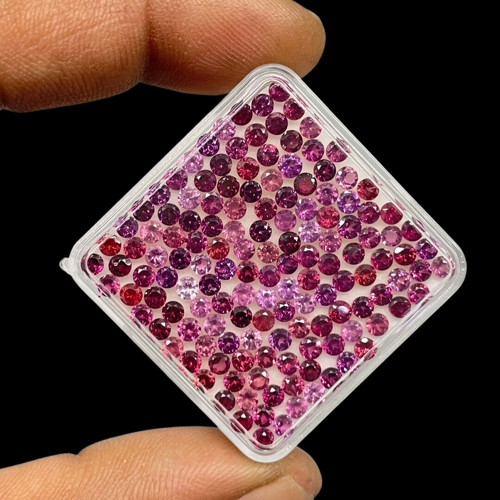 Granát Rhodolit(se9)
