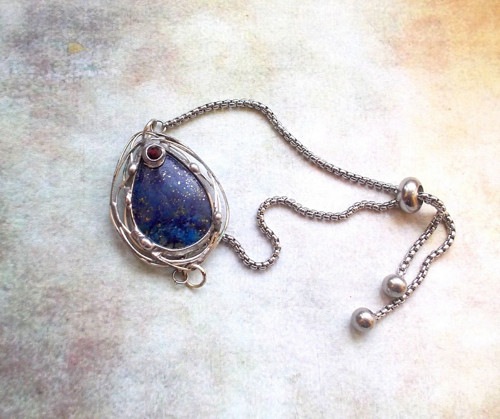 Náramek s lapis lazuli