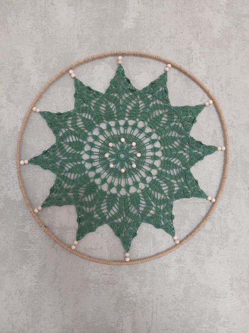 Háčkovaná krajka v kruhu 40cm