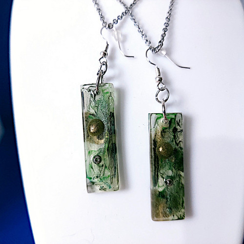 Green rectangle /26041/
