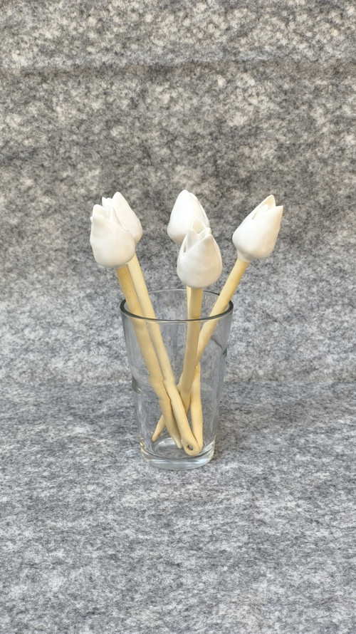 Keramický tulipán - bílý