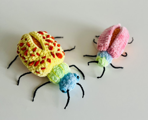 Háčkovaní broučci – roztomilý handmade set