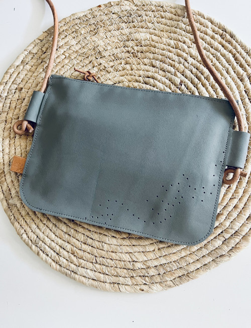 Kožená taštička crossbody vlna šedá