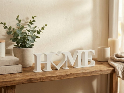 Dekorace HOME se srdcem - Bílá