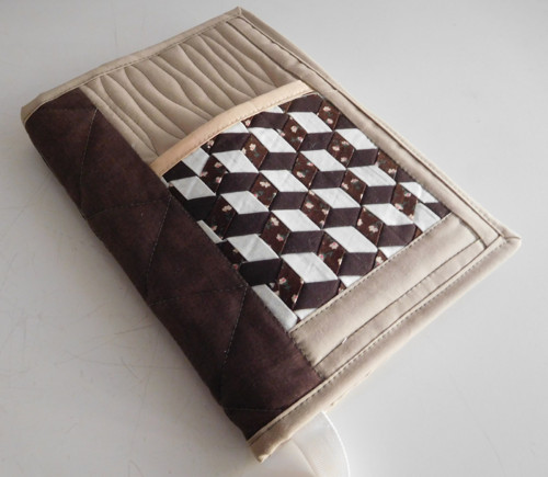 Obal na knihu - patchwork s kapsou