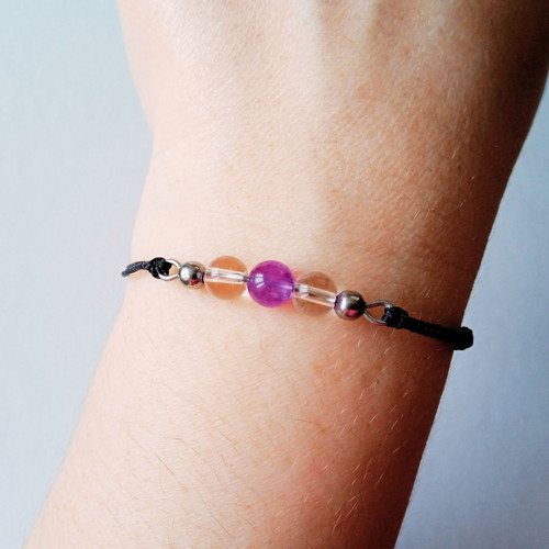 Náramek s ametystem a křišťálem - amulet (dámský)