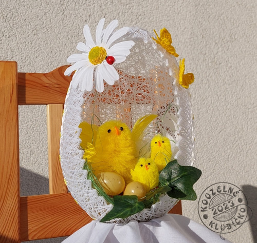 MAXI vajíčkové hnízdečko 23 cm zdobené