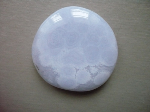 Placka - chalcedon AA 45 mm, č.807f