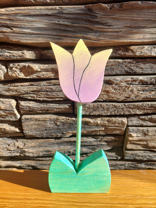 Dřevěný malovaný tulipán stojící - Fialový