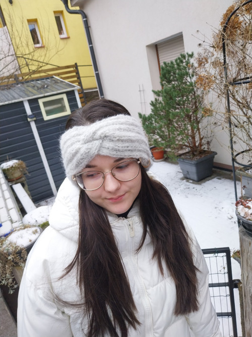 Čelenka křížená s vroubkem