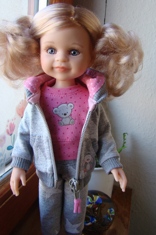 Paola Reina 32 cm -tepláková souprava